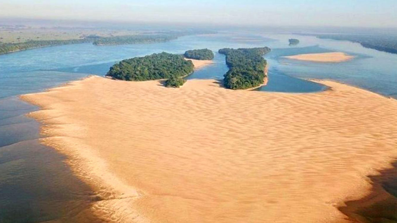 Pescadores del Litoral piden medidas por la bajante del Paraná