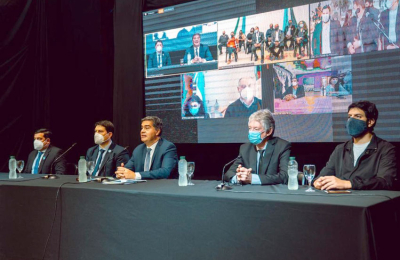 Chaco celebra: Capitanich en el acto por el centenario de seis localidades