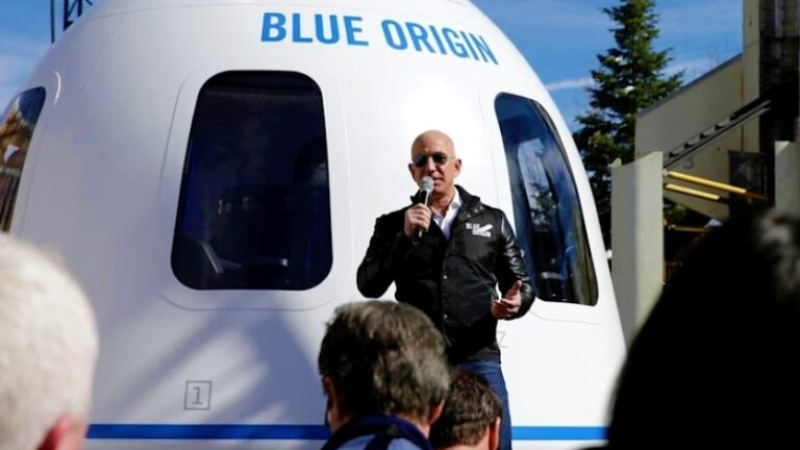 ‘El mejor día de mi vida‘: multimillonario Bezos realiza exitoso viaje espacial