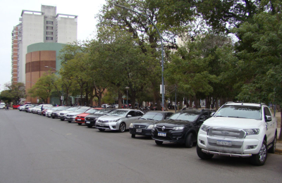 Propietarios de garajes privados piden reordenar el tránsito del centro