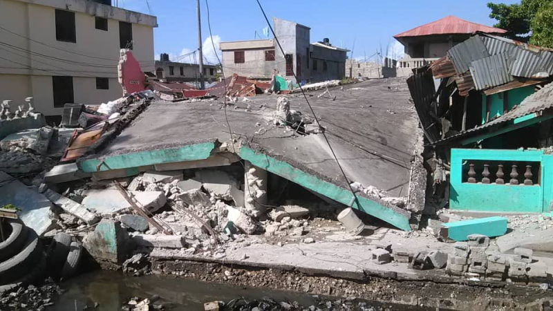 Un fuerte sismo sacudió a Haití: hay muertos y graves daños