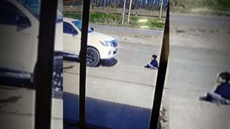 Un nene de 7 años fue atropellado por una camioneta mientras jugaba en la calle