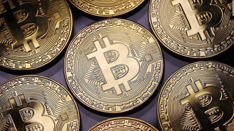El Salvador la adoptó al bitcoin como moneda y se desplomó