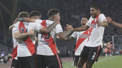 River le mostró su “chapa” a Talleres y se encamina a paso firme al título