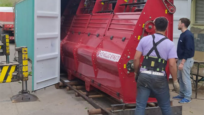 Exportan invento chaqueño en plataforma para cosecha de algodón