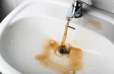 EEUU: plaguicidas y radiactividad en agua corriente