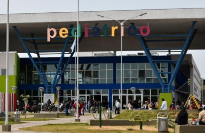 Fontana: llevó a su bebé por "herida con un palo", pero fue abusado