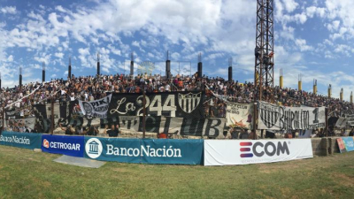 For Ever abre la cuenta en Santiago del Estero