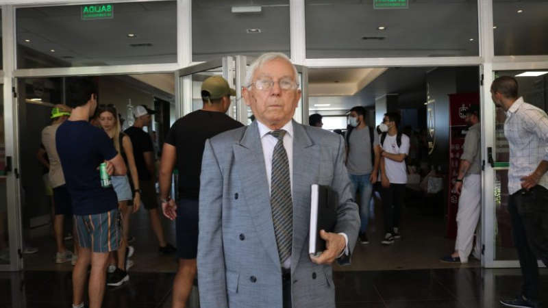 A los 83 años logró su gran sueño: graduarse de abogado