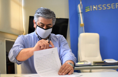 Afiliados al Insssep tendrán cobertura total de sepelios con un grupo de empresas