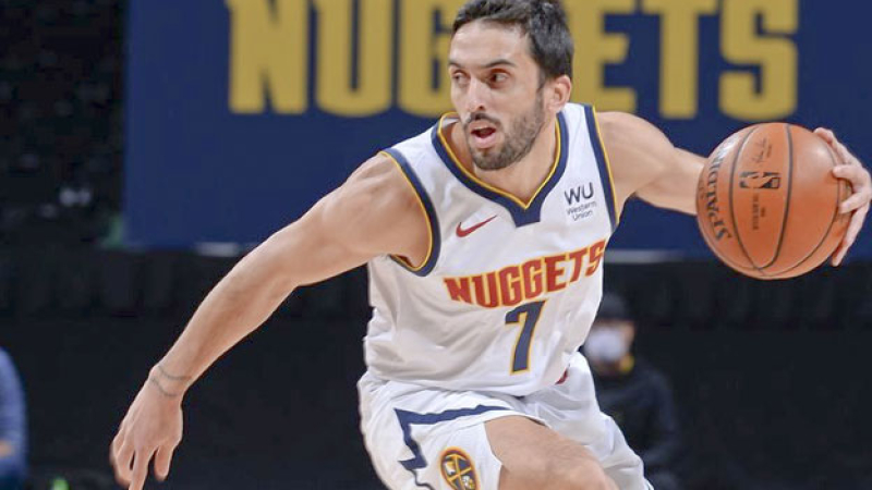 "Ojos en la nuca": la asistencia de Campazzo que enloqueció a la NBA