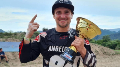 Angelo Rach cerró el 2021 campeón del MX NOA en 250 nacional