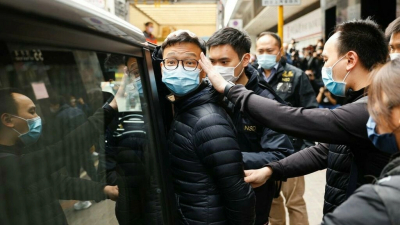 Hong Kong: la Policía arrestó a editores de ‘Stand News’ y el diario digital cierra