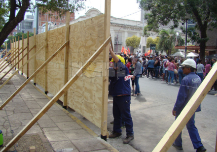 plaza.jpg