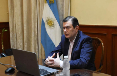 "El plan estratégico debe incluir obras, asistencia crediticia y subsidios"