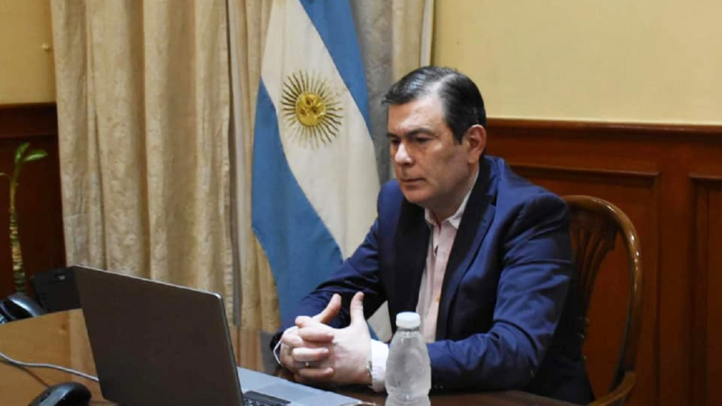 "El plan estratégico debe incluir obras, asistencia crediticia y subsidios"