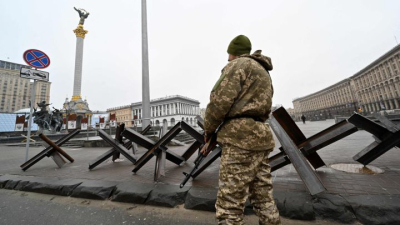 Operativo Kiev: Rusia se reorganiza para rodear la capital ucraniana, según indica Reino Unido
