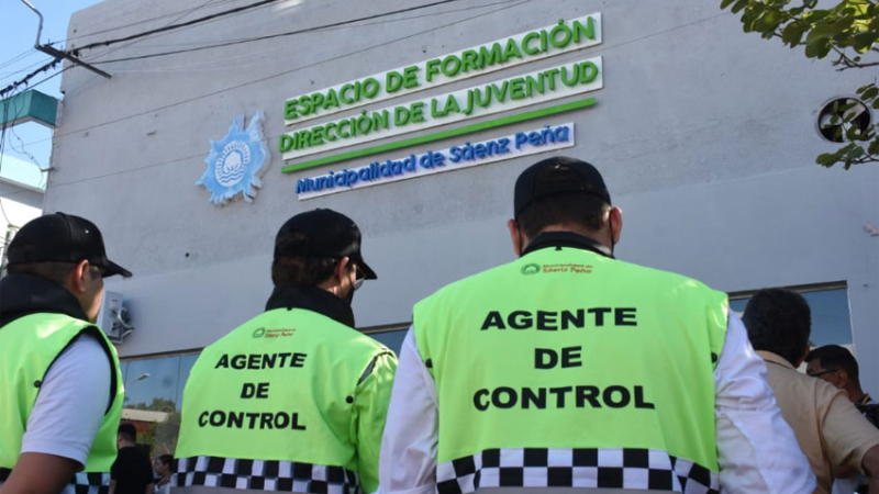 Sáenz Peña puso en marcha la escuela de Agentes de control en la vía pública