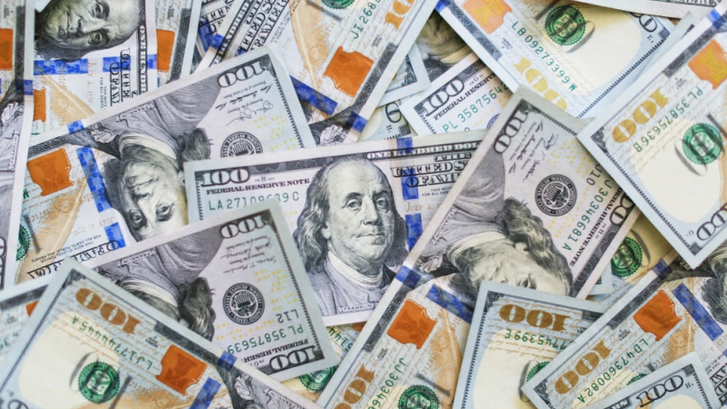 El dólar en el mundo alcanza un nuevo máximo en dos décadas y complica a la Argentina
