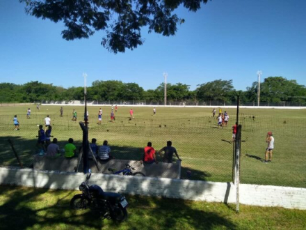 cancha-independiente-puerto-tirol.jpg