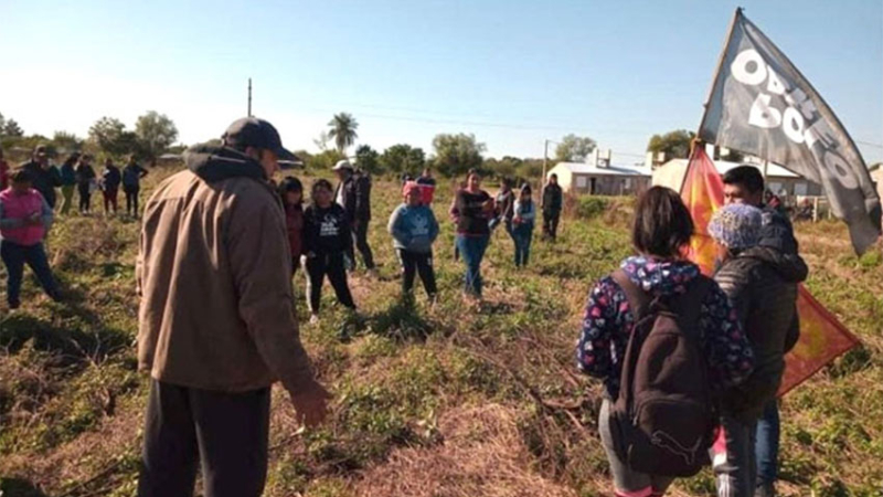 Vecinos y productores se unieron para echar a usurpadores de un campo