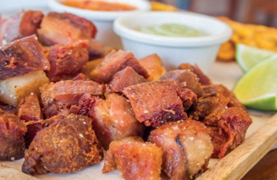 Litoraleño de pura cepa: pancitos con chicharrón