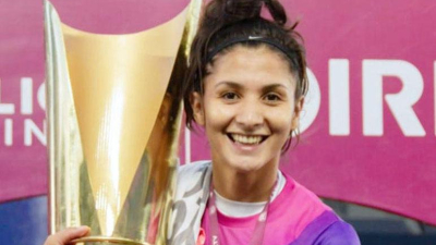 La saenzpeñense Zarza, campeona de fútbol femenino en Ecuador