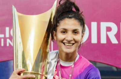 La saenzpeñense Zarza, campeona de fútbol femenino en Ecuador