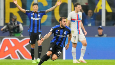 El Inter le ganó un duelo clave al Barcelona