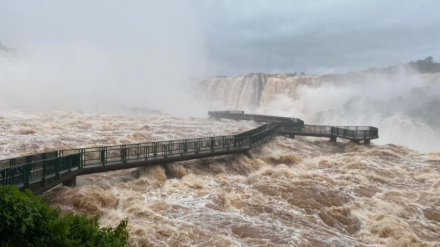 cataratas-del-iguazu-desbordadas-1435999.jpg