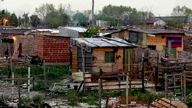 Políticas habitacionales, casi 50 años sin revertir estructuralmente el déficit en viviendas