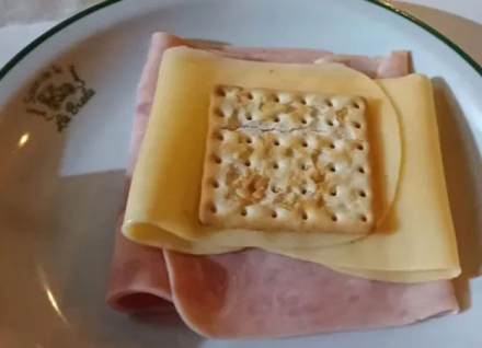 galletita-jamon-y-queso.jpg