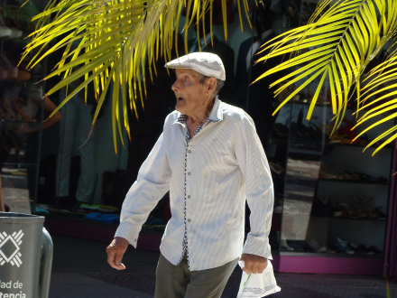 señor gorro calor.JPG