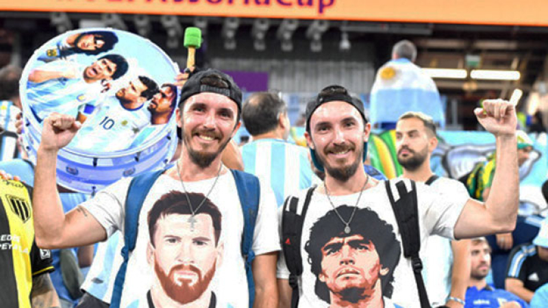 Maradona y ‘Lío‘, los astros argentinos de una muestra mundialista en Doha