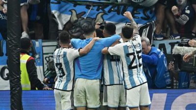 Messi y Julián le dan la victoria a Argentina ante Croacia y sueña con la final
