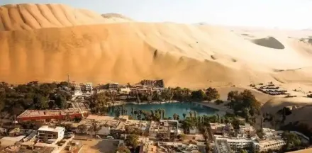 HUACACHINA-PERU.jpg