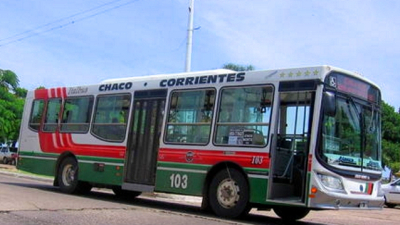 Los colectivos Chaco-Corrientes estarán suspendidos desde las 21.30 de hoy hasta las 6 de la mañana