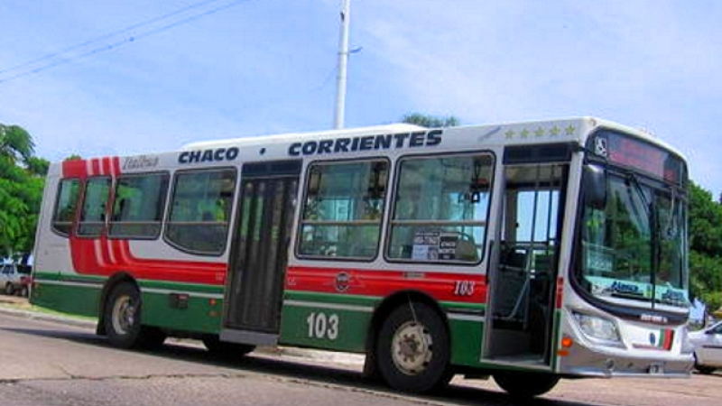 Los colectivos Chaco-Corrientes estarán suspendidos desde las 21.30 de hoy hasta las 6 de la mañana