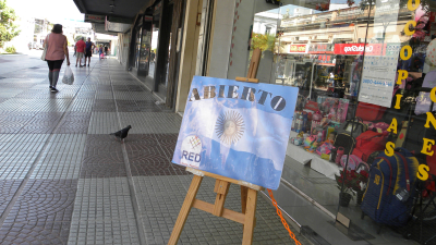 Apertura a medias de comercios en Resistencia