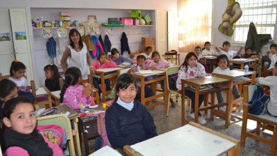 Con la vuelta de los docentes a las escuelas, comienza el Calendario Escolar 2023