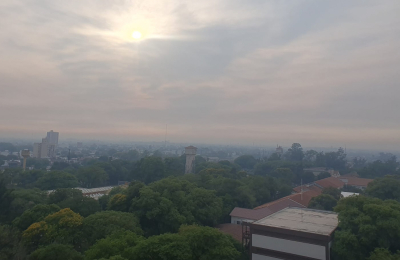 Resistencia padece la consecuencia de los incendios que azotan a Corrientes y Paraguay