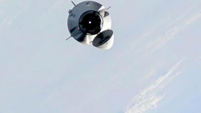La nueva tripulación de SpaceX llegó sana y salva a la Estación Espacial Internacional