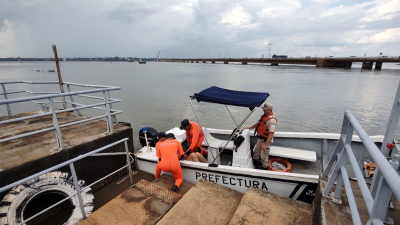 Posadas: una mujer cayó al río y fue rescatada por efectivos de Prefectura