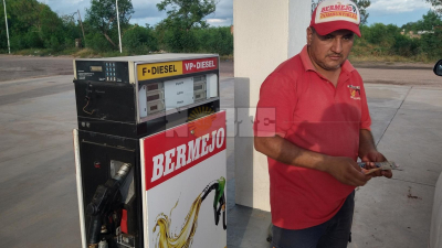 "No sabía cómo ayudarlo", dice el playero que socorrió al camionero