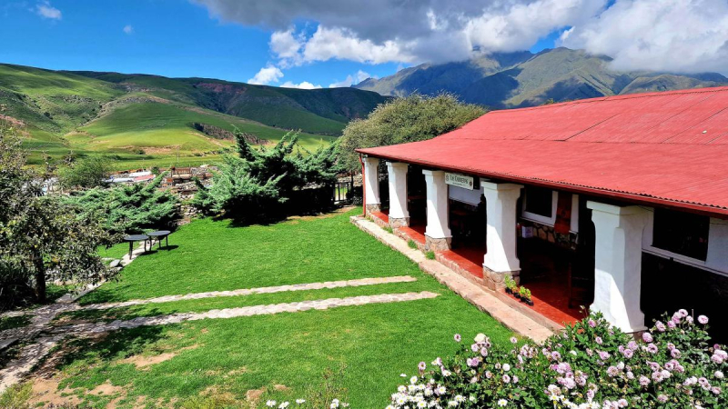 La huella de la historia, entre menhires y estancias jesuitas, puebla el paisaje de Tafí del Valle