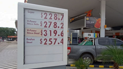 Shell y Axion se acoplaron a la última suba de las naftas