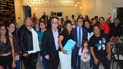 La Comuna acompañó la entrega de herramientas a 16 emprendedoras