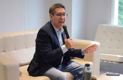 Gustavo Martínez promete una ayuda social sin intermediarios