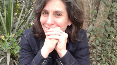 Eugenia Almeida: "Escribir es bordear el muro de lo innombrable"