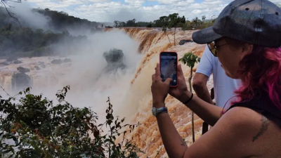 Cierran parte de las Cataratas por la crecida del Iguazú